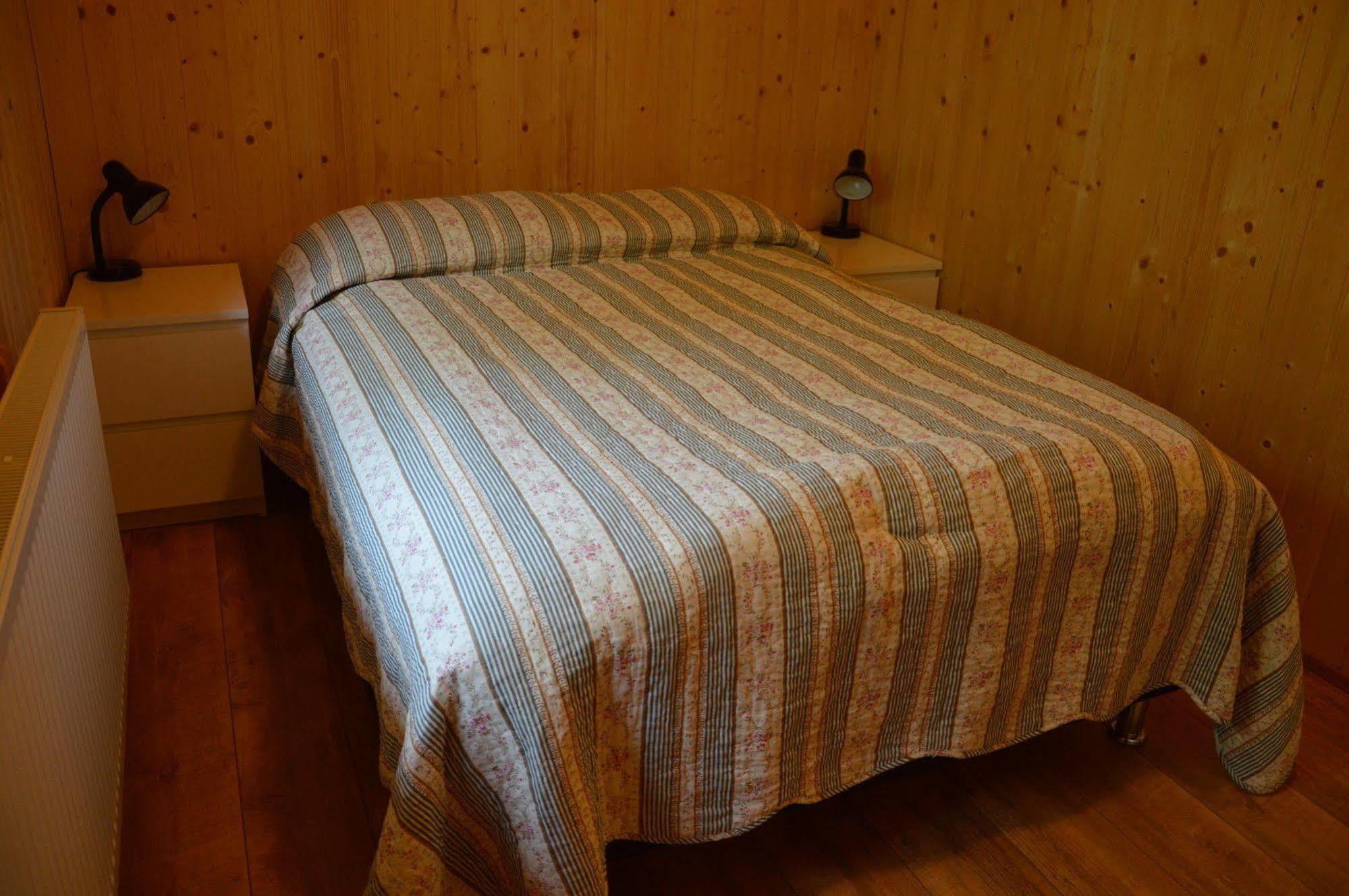 เกสต์ฮุส เซลฟอสส์ Hotel ภายนอก รูปภาพ